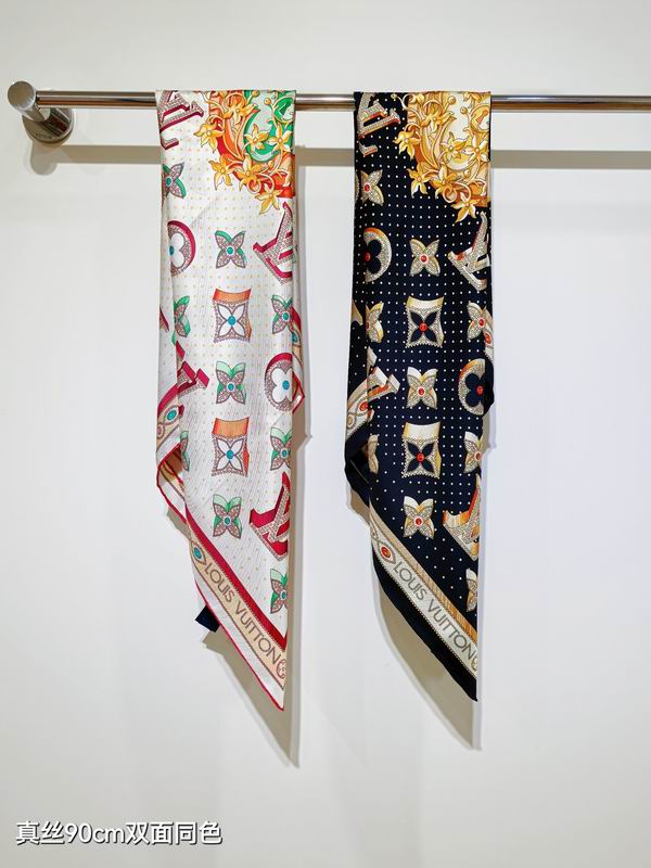 LV silk scarf 90X90cm E0508163